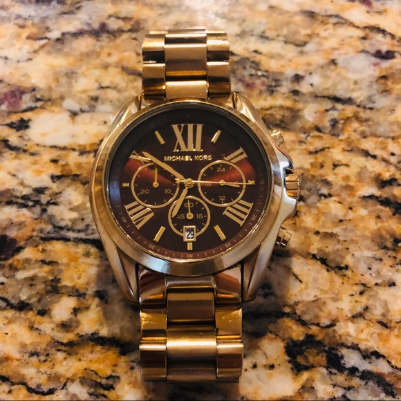 Oversized MK Watch - Picture 3 of 3